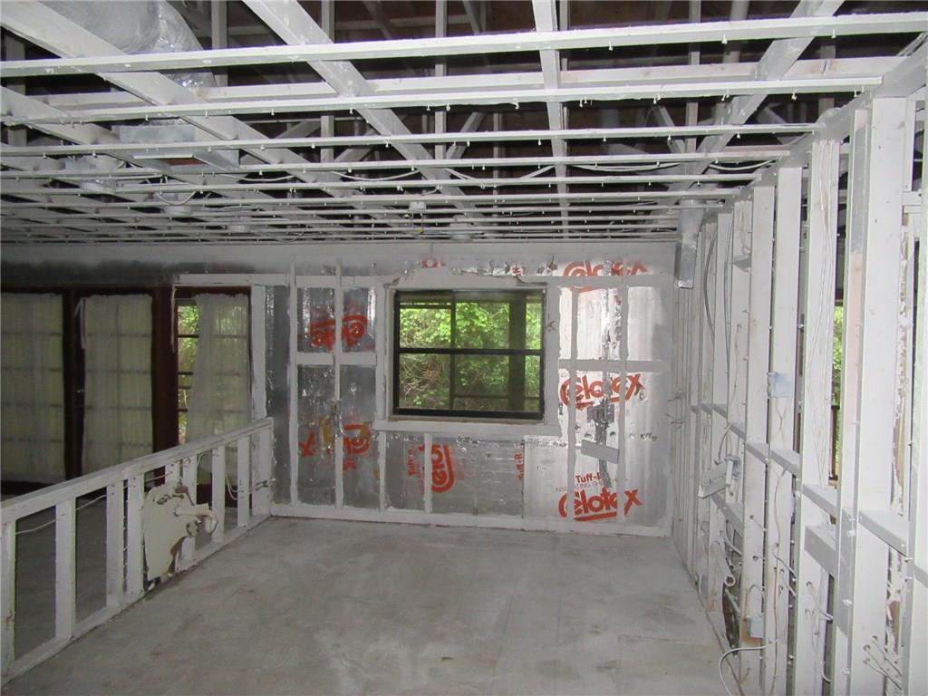 Acreage & Unrec - Residential