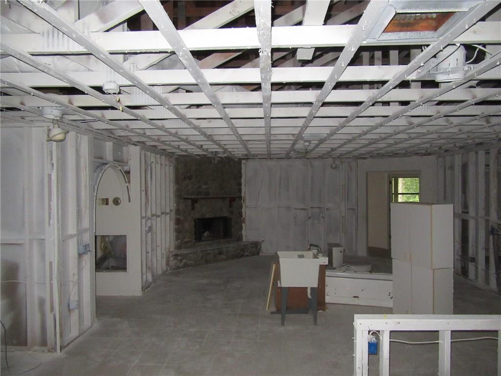 Acreage & Unrec - Residential