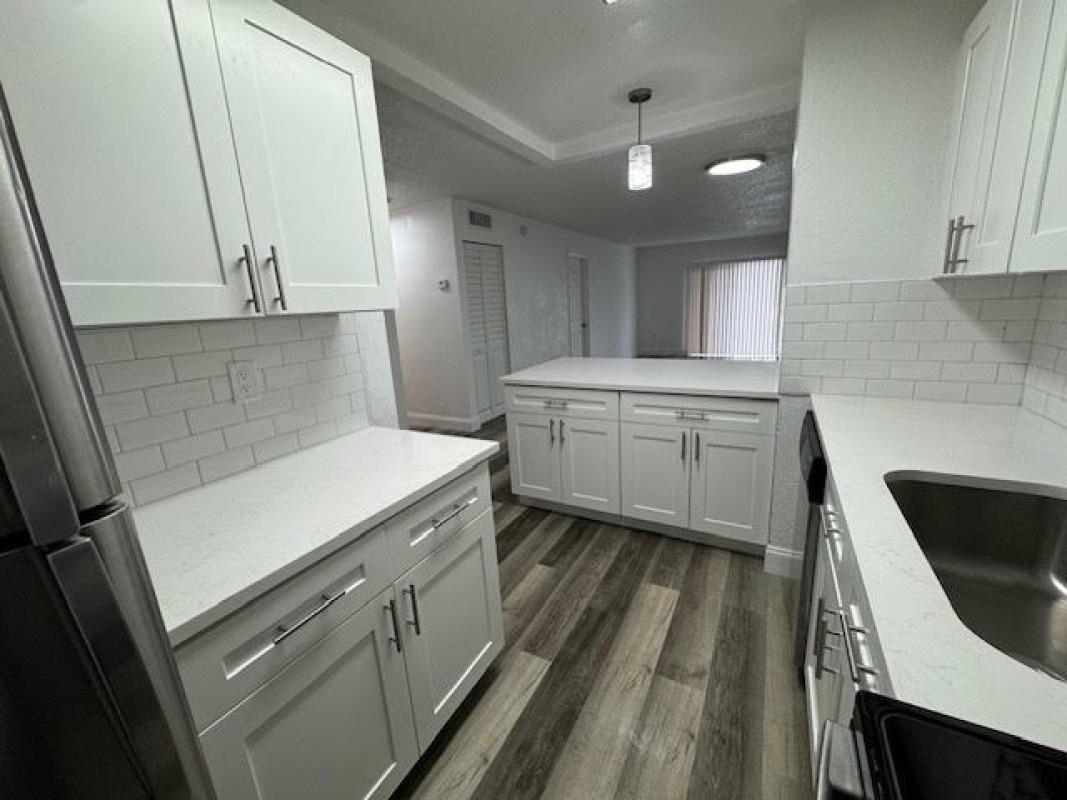 Hollywood Ridge Farms - Residential Lease