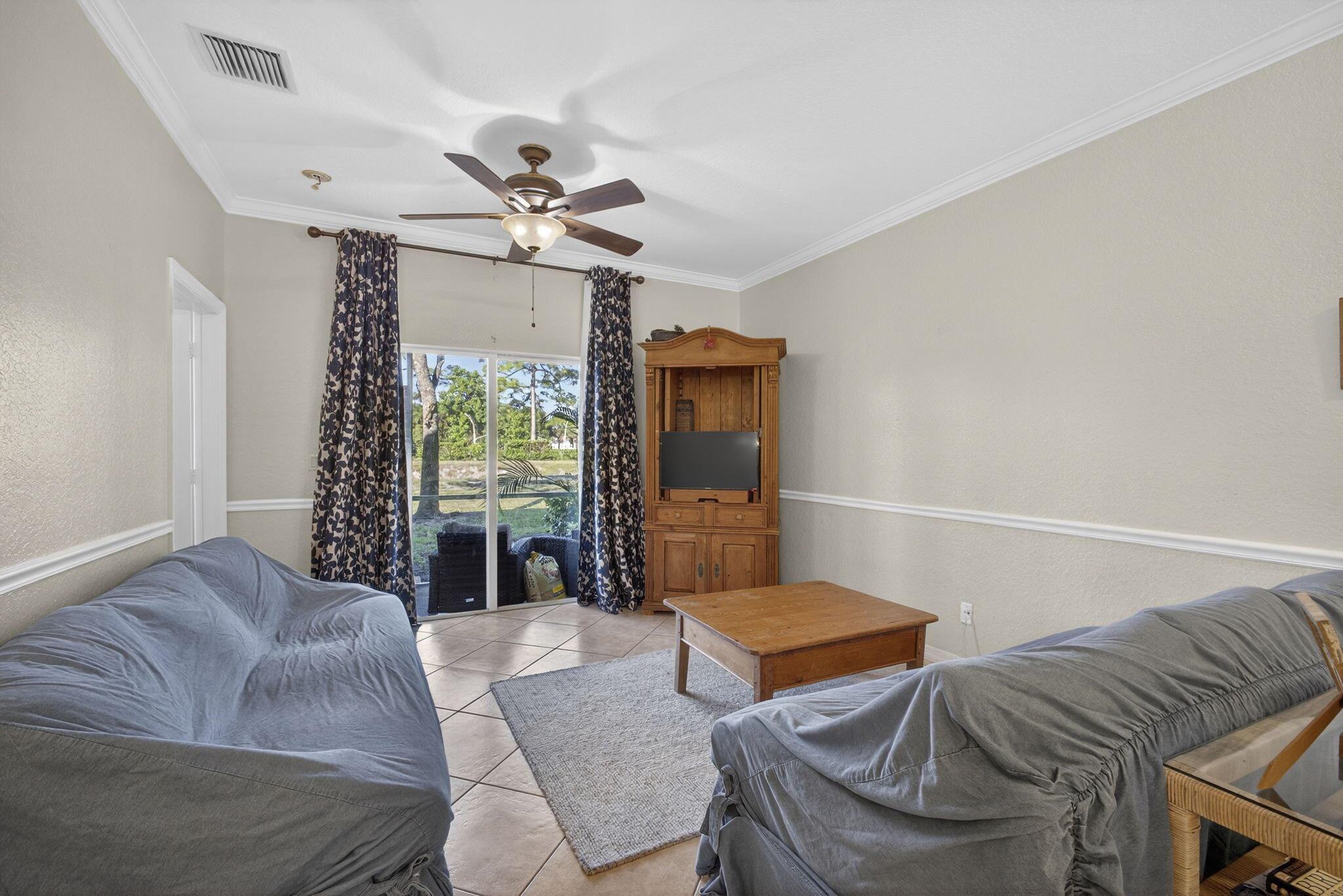 MAGNOLIA BAY CONDOMIMIUM - Residential Lease