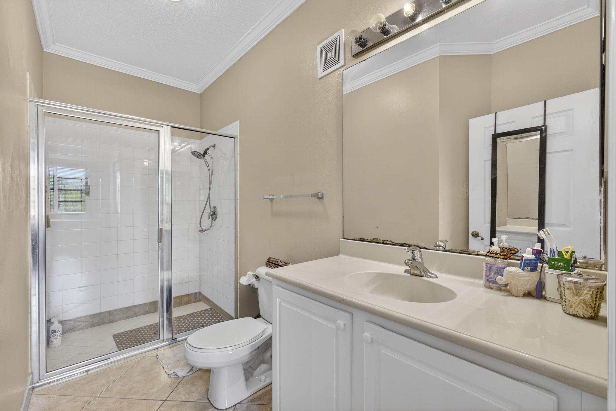 MAGNOLIA BAY CONDOMIMIUM - Residential Lease