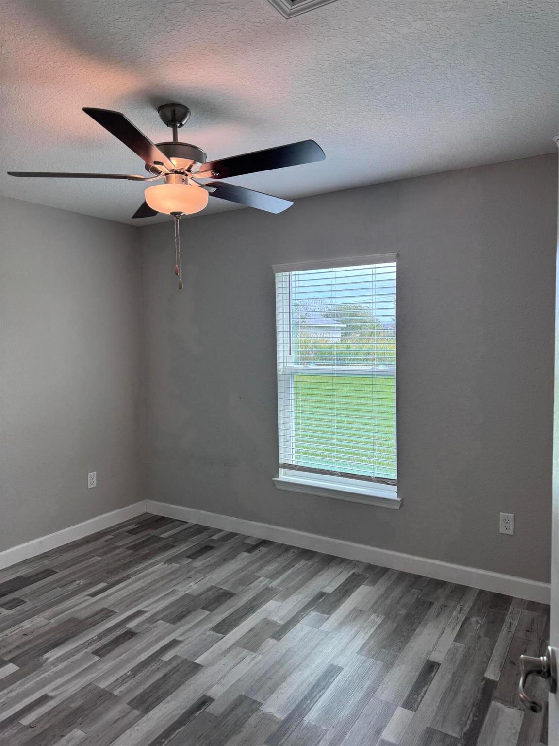 MARION OAKS 10 - Residential Lease