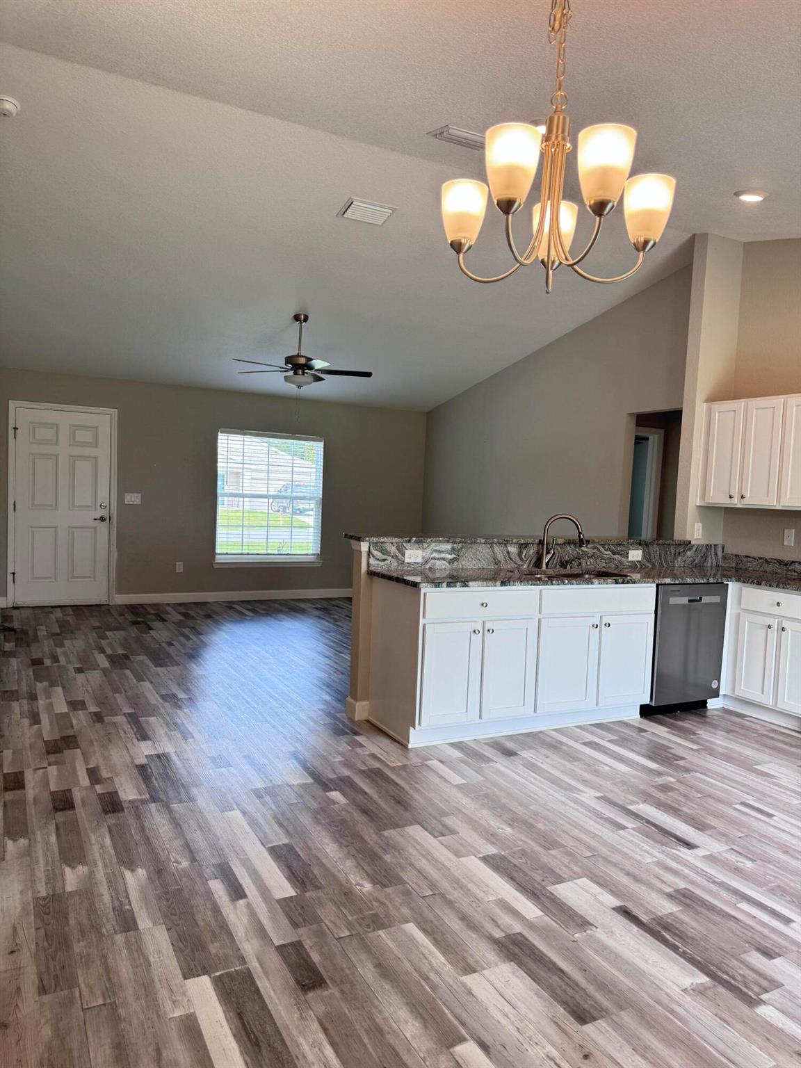 MARION OAKS 10 - Residential Lease