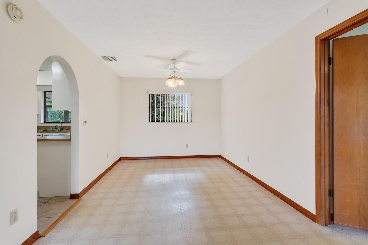 PORT ST LUCIE SECTION 13 - Residential