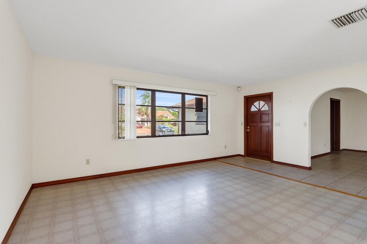 PORT ST LUCIE SECTION 13 - Residential