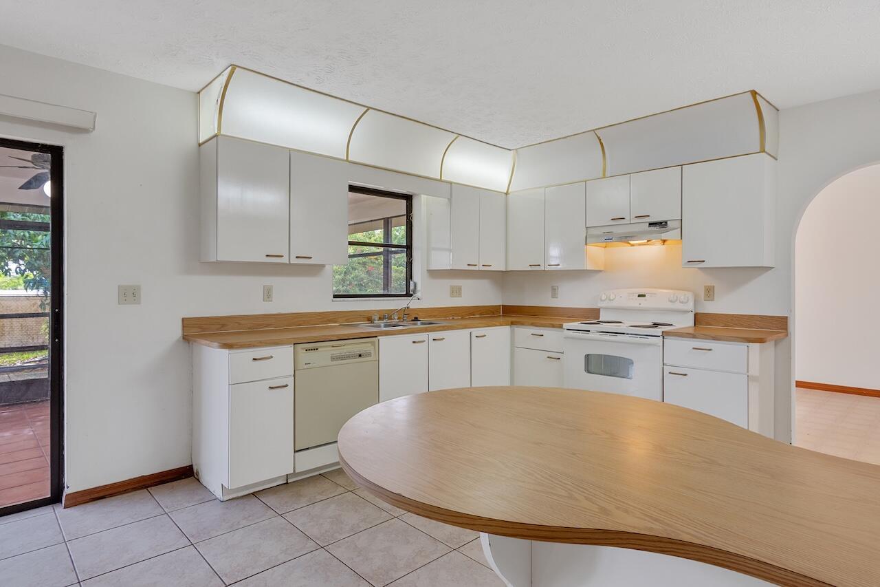 PORT ST LUCIE SECTION 13 - Residential