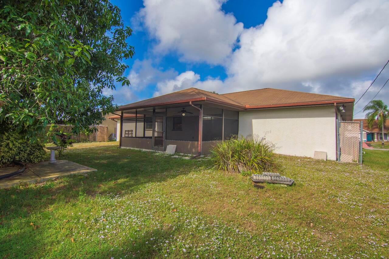 PORT ST LUCIE SECTION 13 - Residential