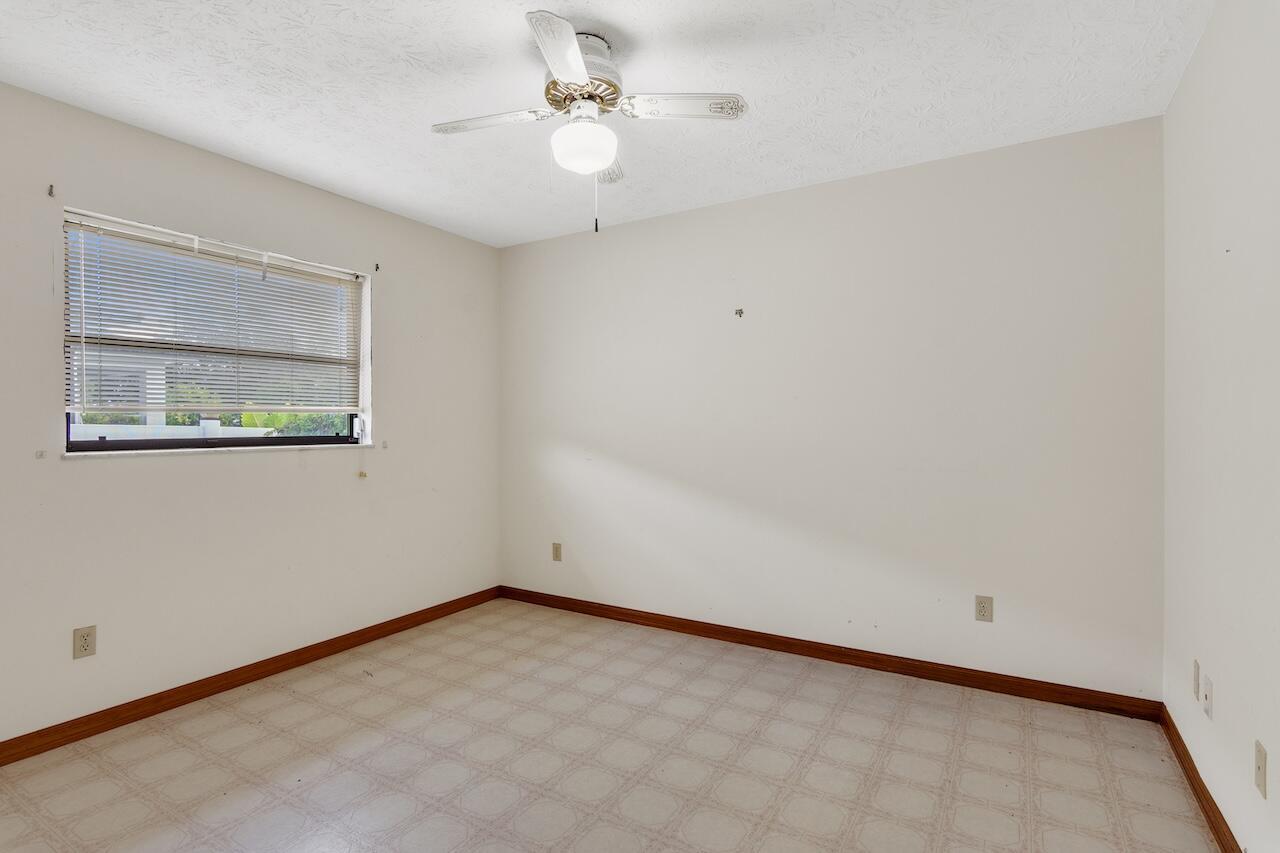 PORT ST LUCIE SECTION 13 - Residential