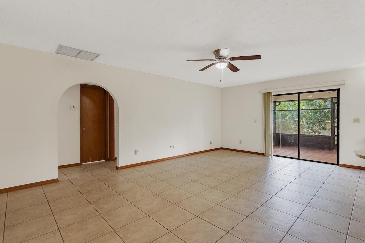 PORT ST LUCIE SECTION 13 - Residential