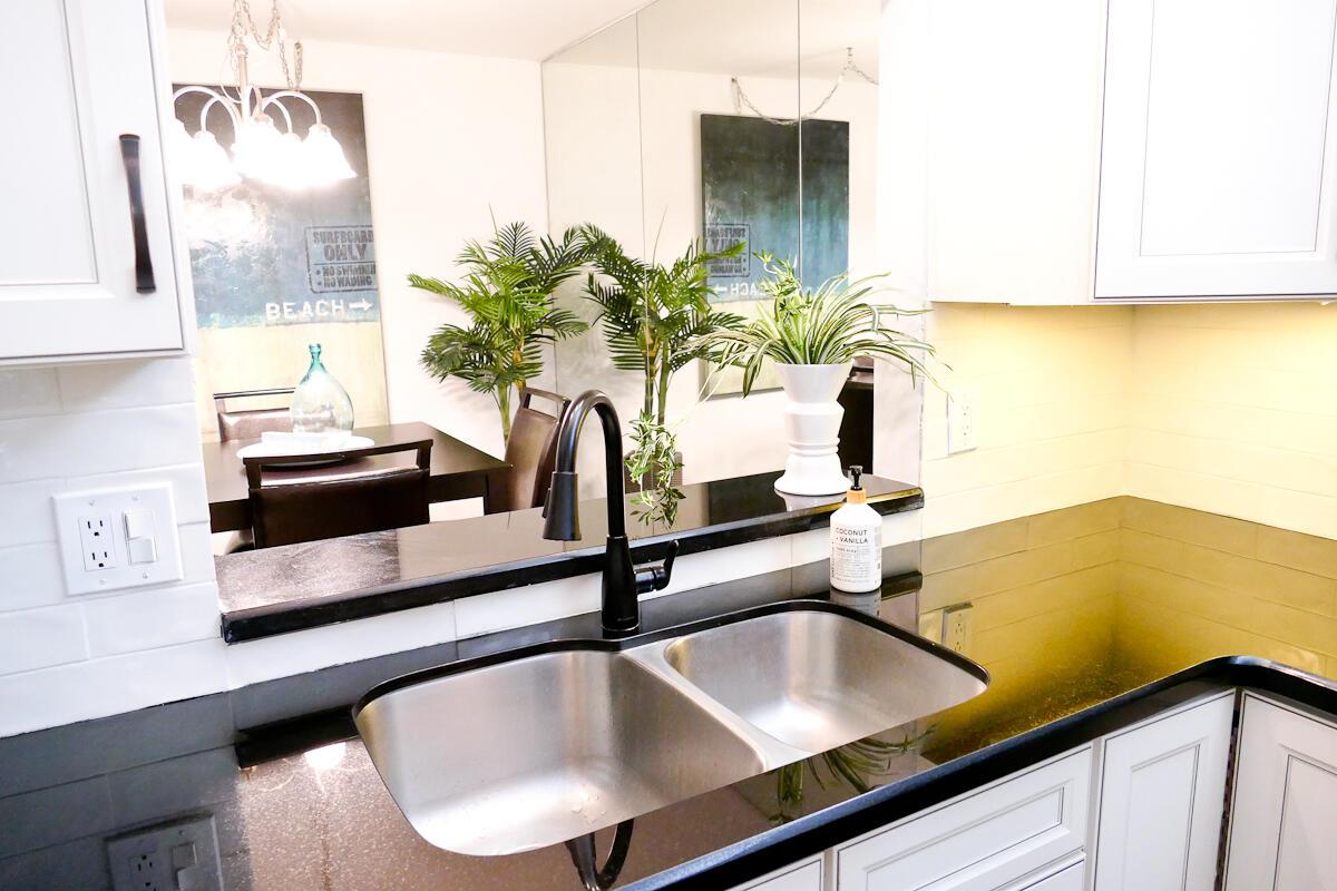 6468 Chasewood Drive D, Jupiter, FL, 33458/$279,900 4 6468 Chasewood Drive D