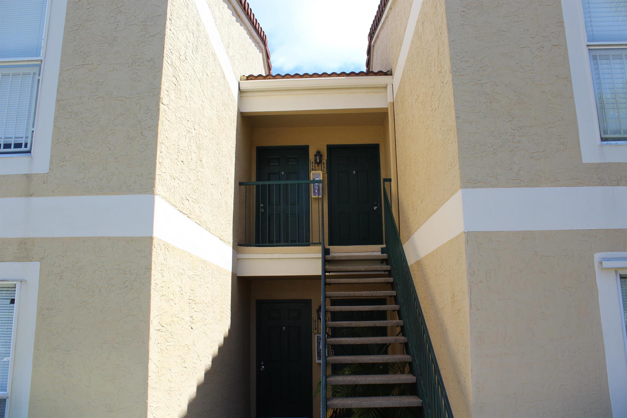 SAVANNAH AT RIVERSIDE CON - Residential Lease