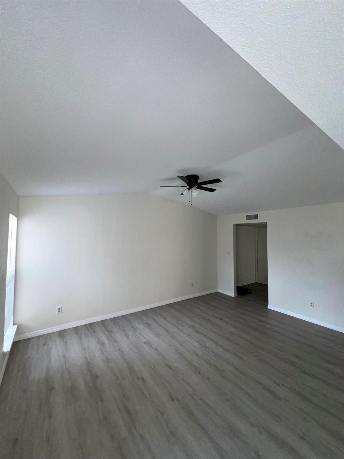 SAVANNAH AT RIVERSIDE CON - Residential Lease