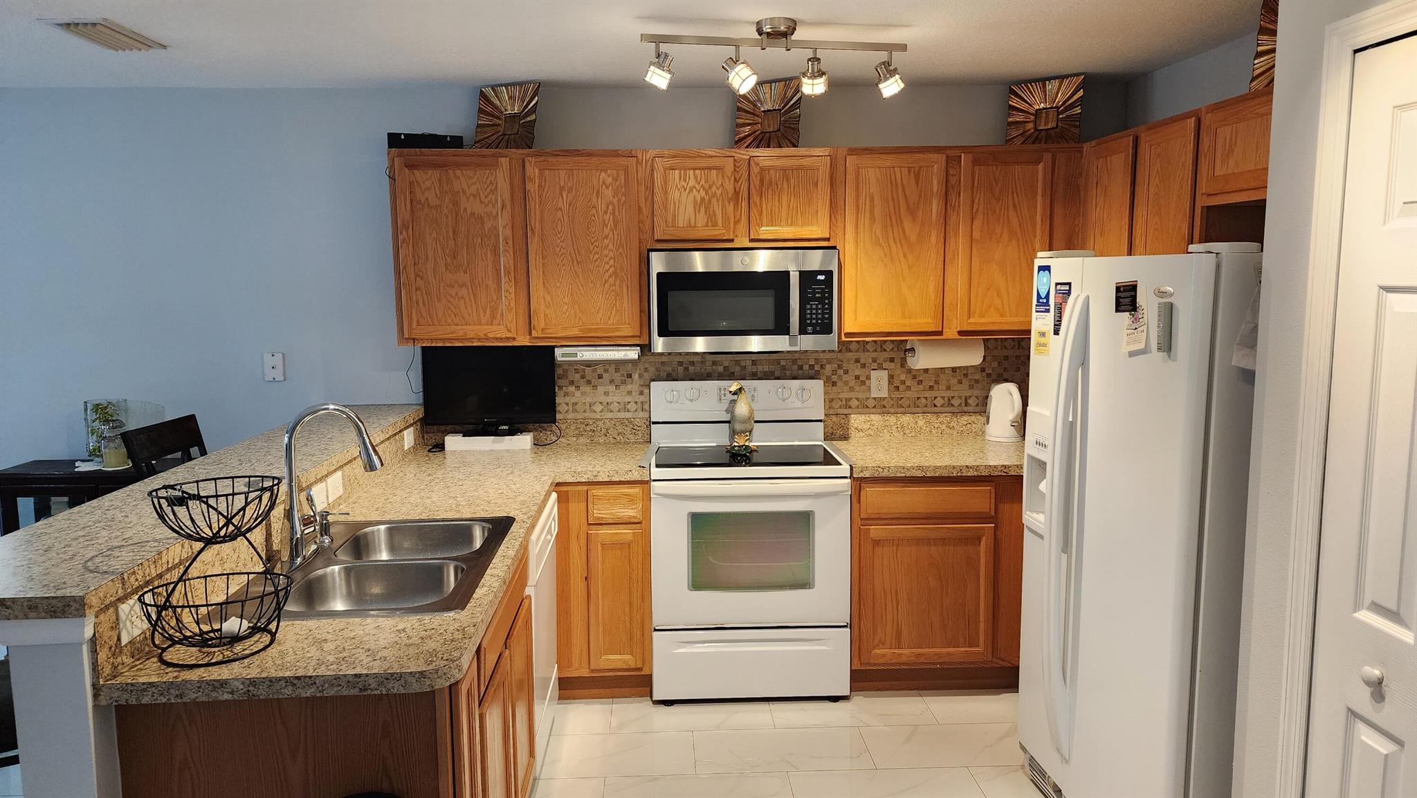 PORT ST LUCIE SECTION 13 - Residential Lease