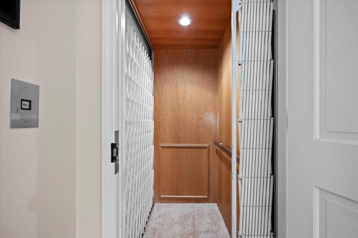 WEST BAY AT JONATHANS LANDING CONDO - Residential