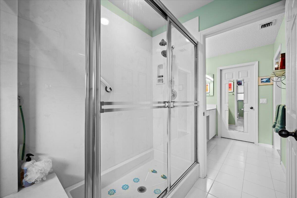 WEST BAY AT JONATHANS LANDING CONDO - Residential