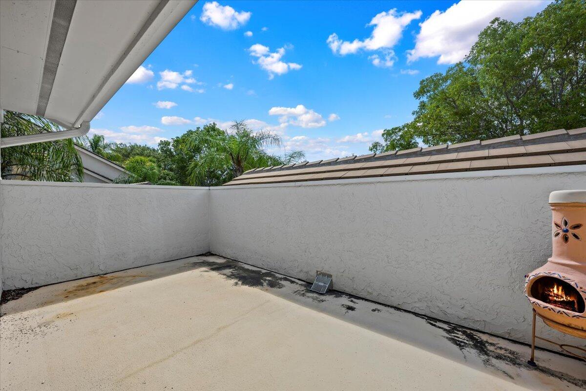 WEST BAY AT JONATHANS LANDING CONDO - Residential