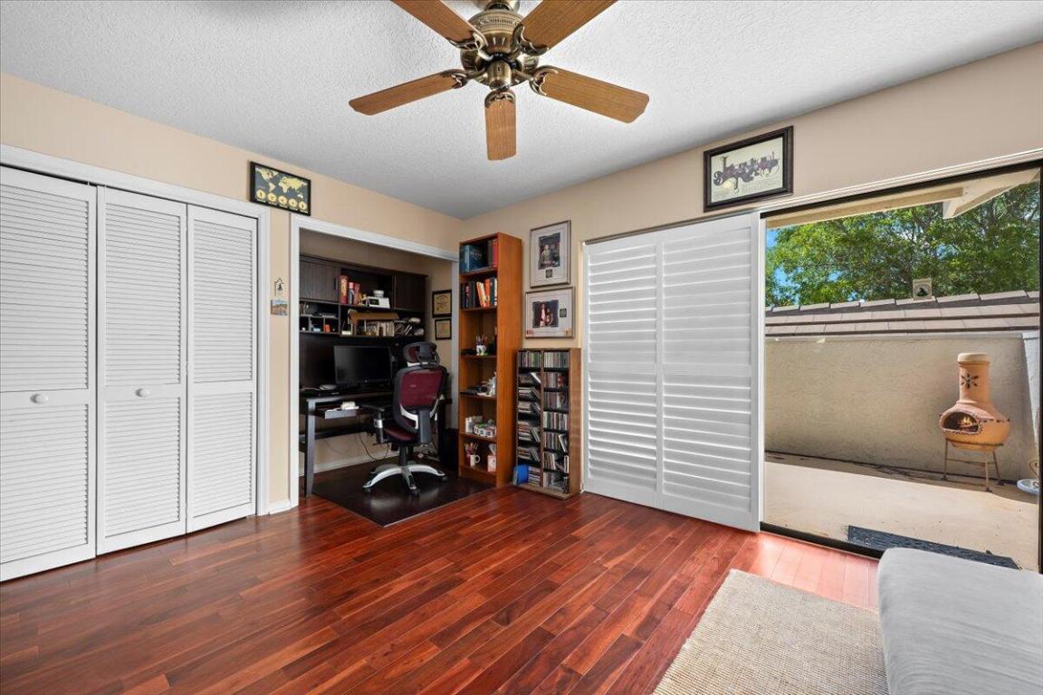 WEST BAY AT JONATHANS LANDING CONDO - Residential