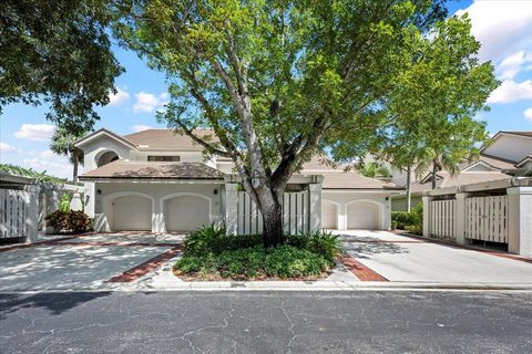 Photo of 3941 Back Bay Drive #226, Jupiter, FL 33477 (MLS # R11124014) Photo of 3941 Back Bay Drive #226, Jupiter, FL 33477 (MLS # R11124014)