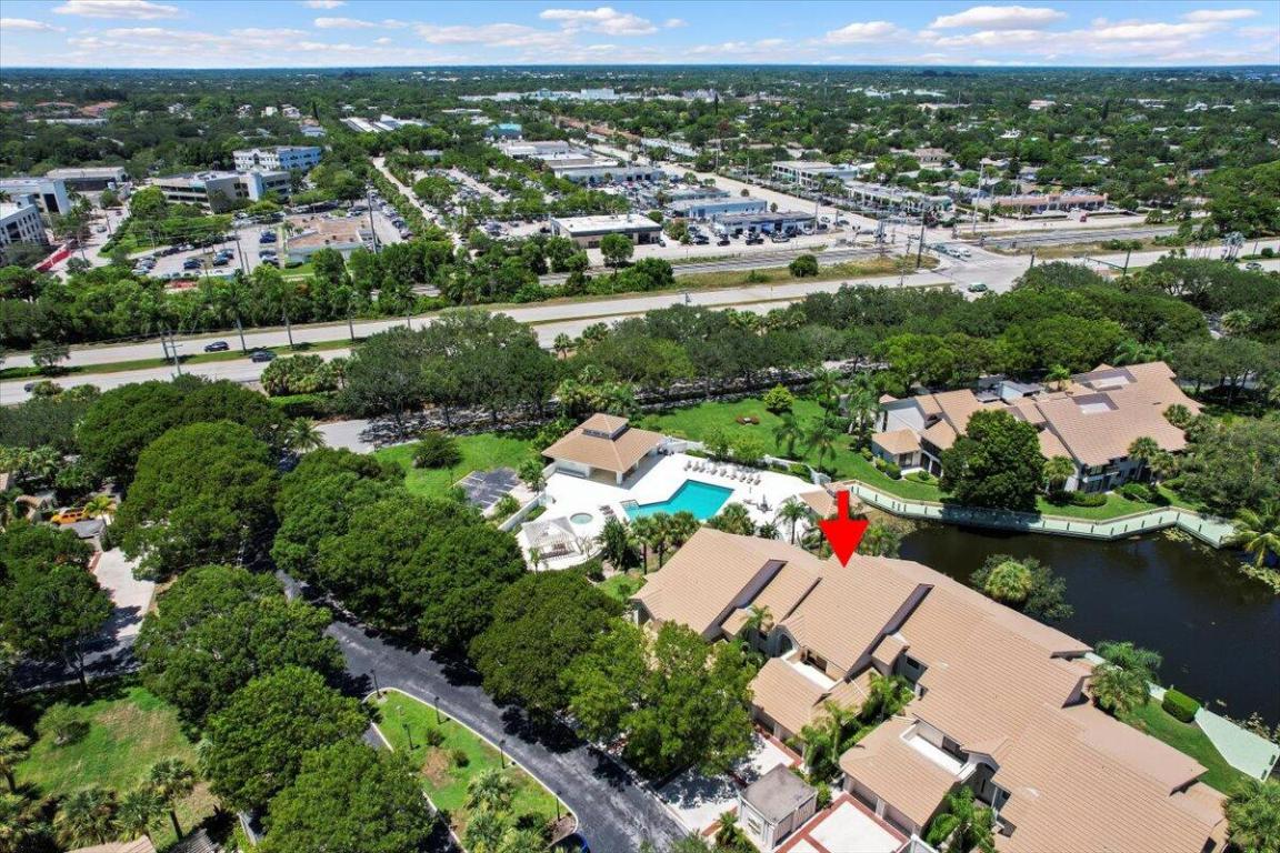 WEST BAY AT JONATHANS LANDING CONDO - Residential