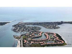 Harbour Isle At Hutchinso - Residential