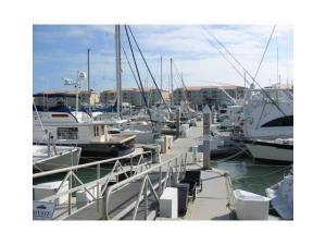 Harbour Isle At Hutchinso - Residential