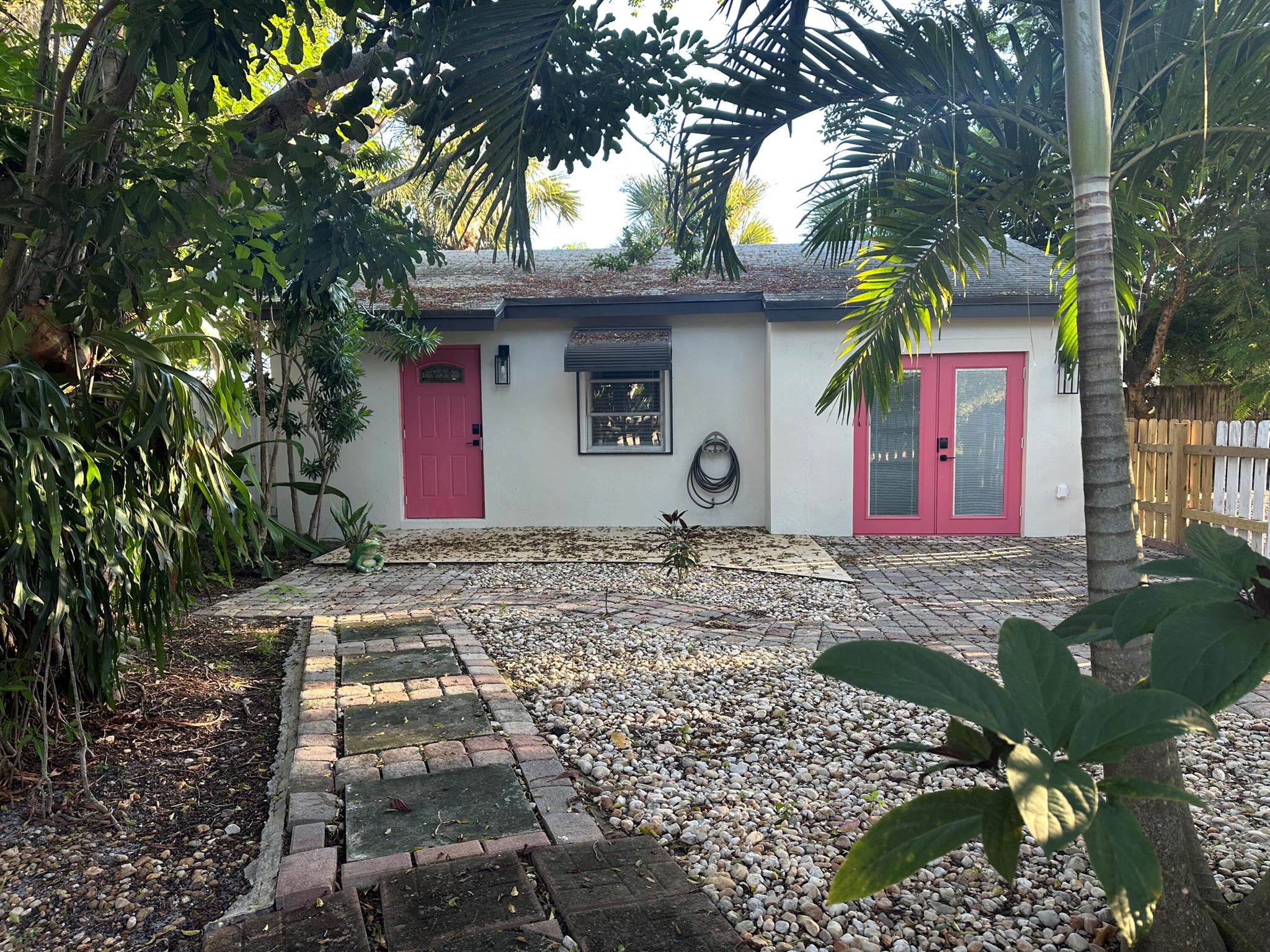 NORTH PALM BCH 1 - Residential Lease