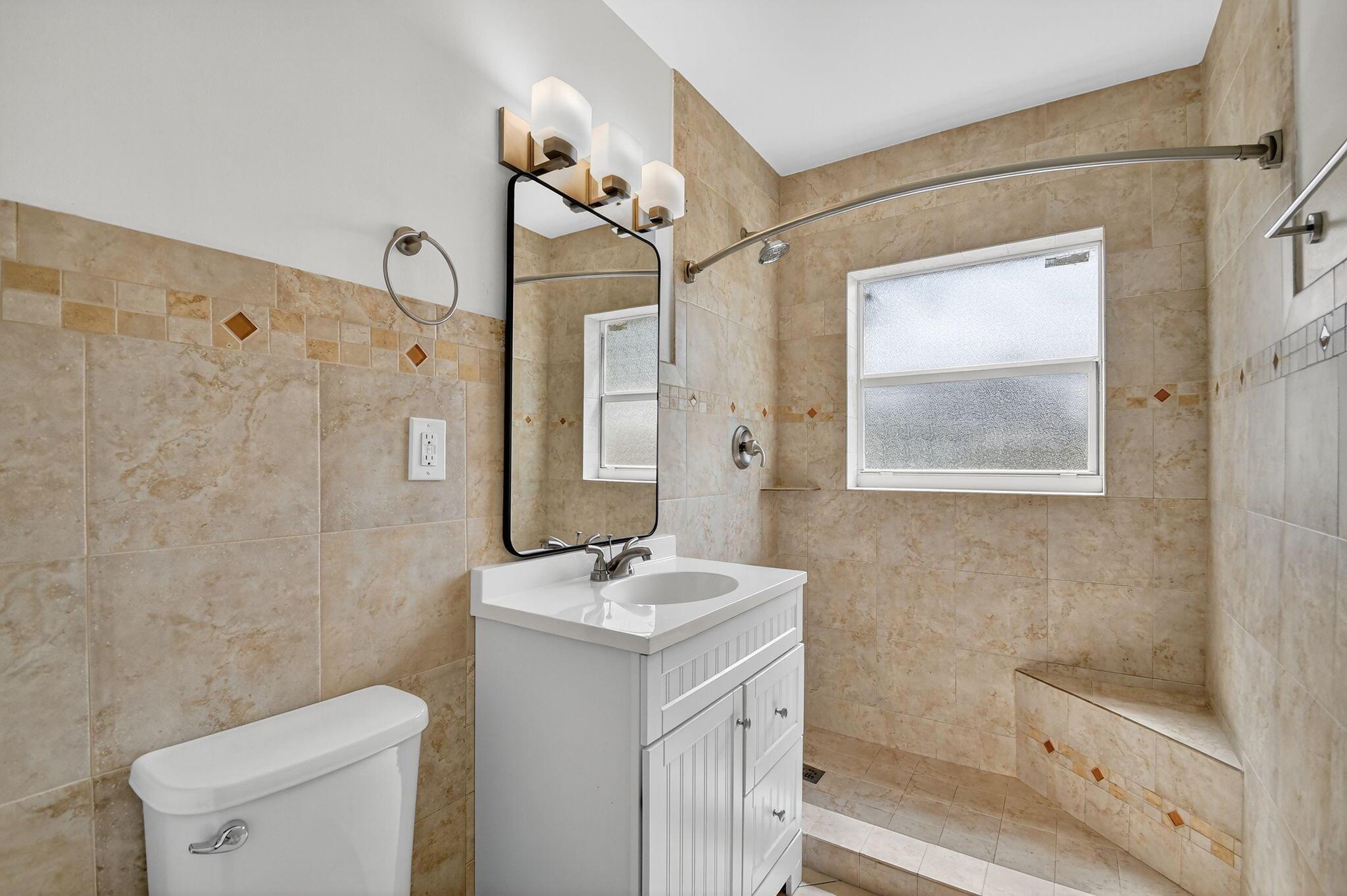 NORTH PALM BCH 1 - Residential Lease