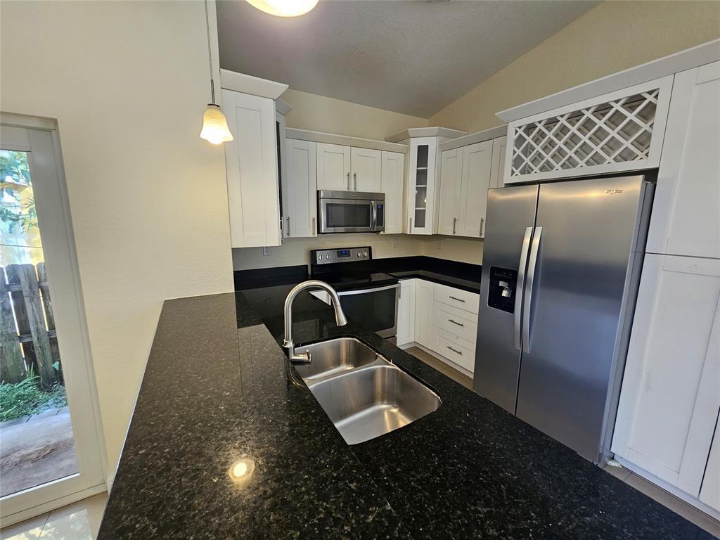 3/2 Townhouse in East Fort Lauderdale. 2018 Newer Construction. Located Near Flagler Village & Wilton Manors. Stainless Steel Kitchen Appliance Package. Tile Floor Throughout. Washer & Dryer Inside Unit. Fresh Two-Toned Paint Job. Attached One Car Garage With Additional Driveway Parking. Impact Windows & Doors. Central A/C. Tenants Pay All Utilities Including Lawn. Tenant Screening Required. Application Fee is $50 Per Adult. First, Last, & Security Required For Move In. Ready For Immediate Occupancy. Looking For Longterm Tenants. Unit Professionally Managed