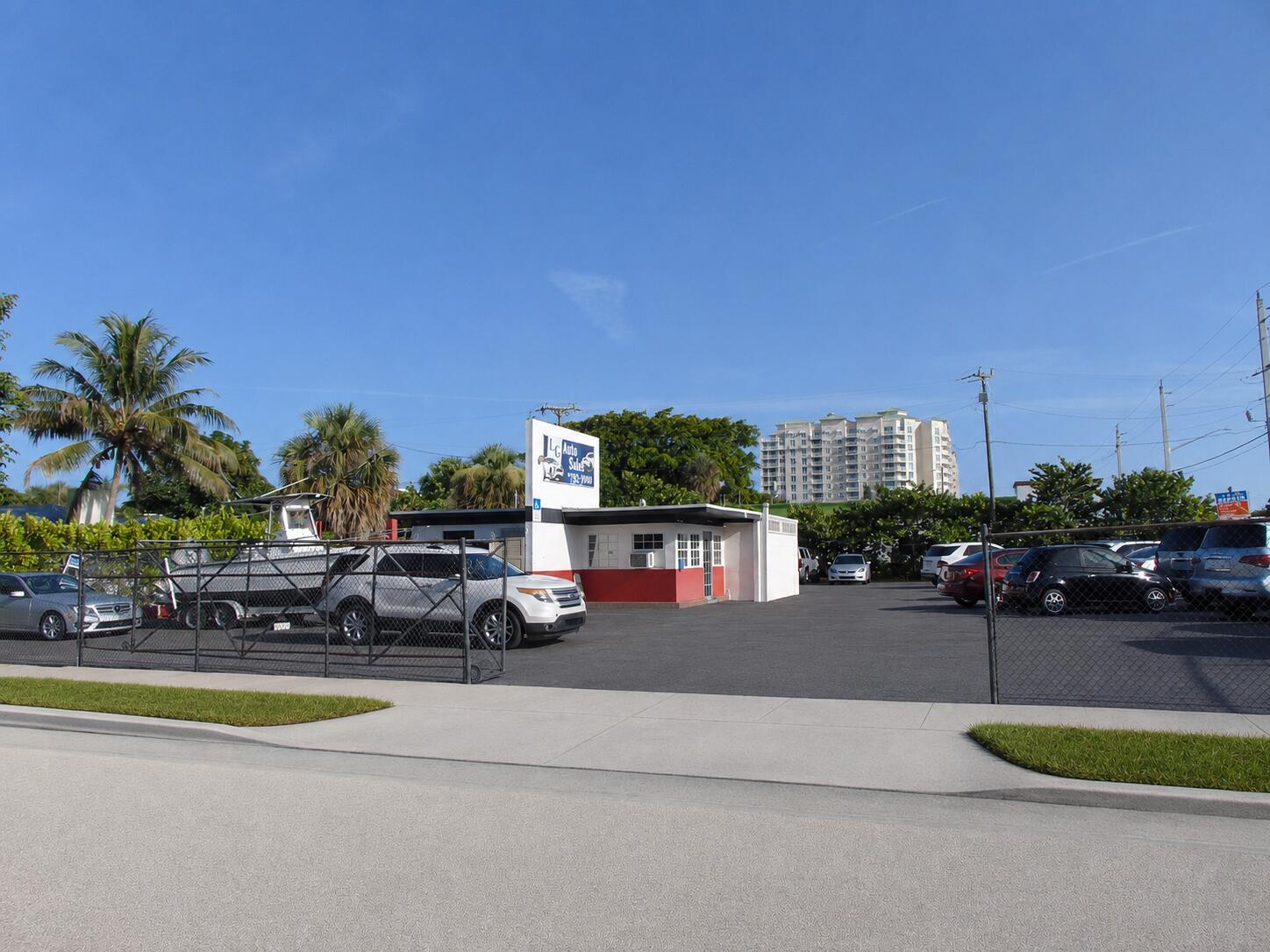 724 N FEDERAL Highway