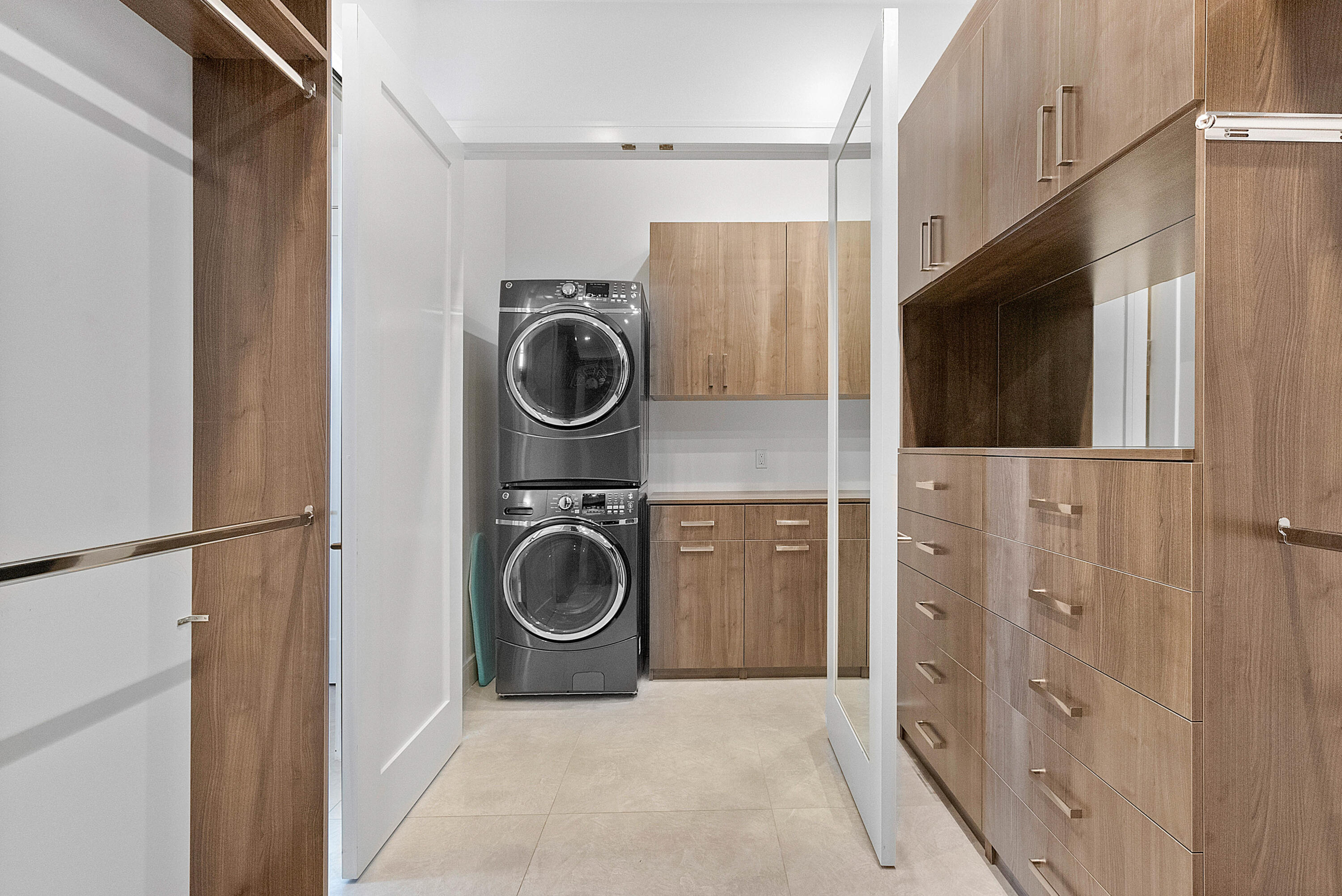 TROPIC ISLE - Residential