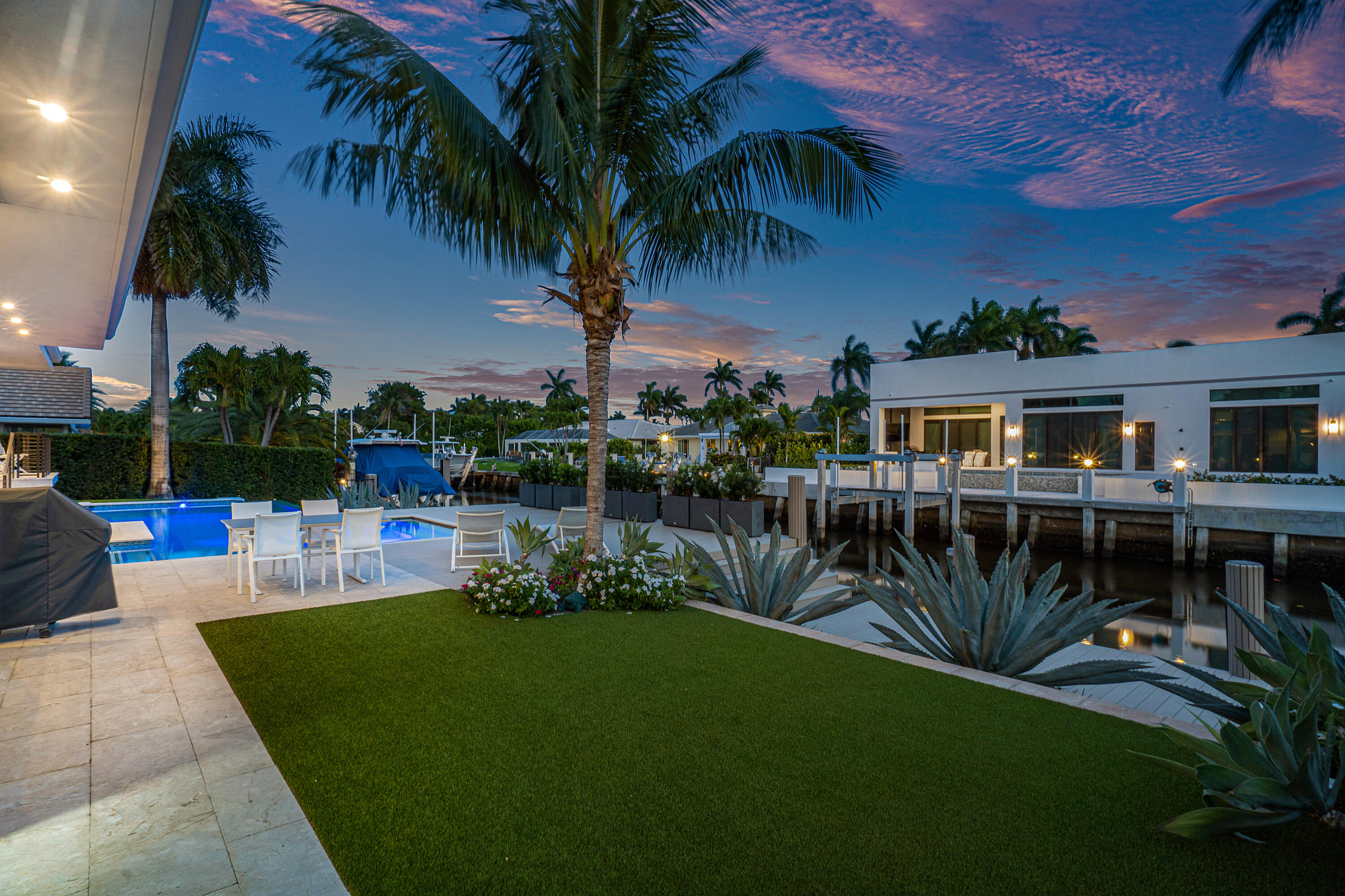 TROPIC ISLE - Residential