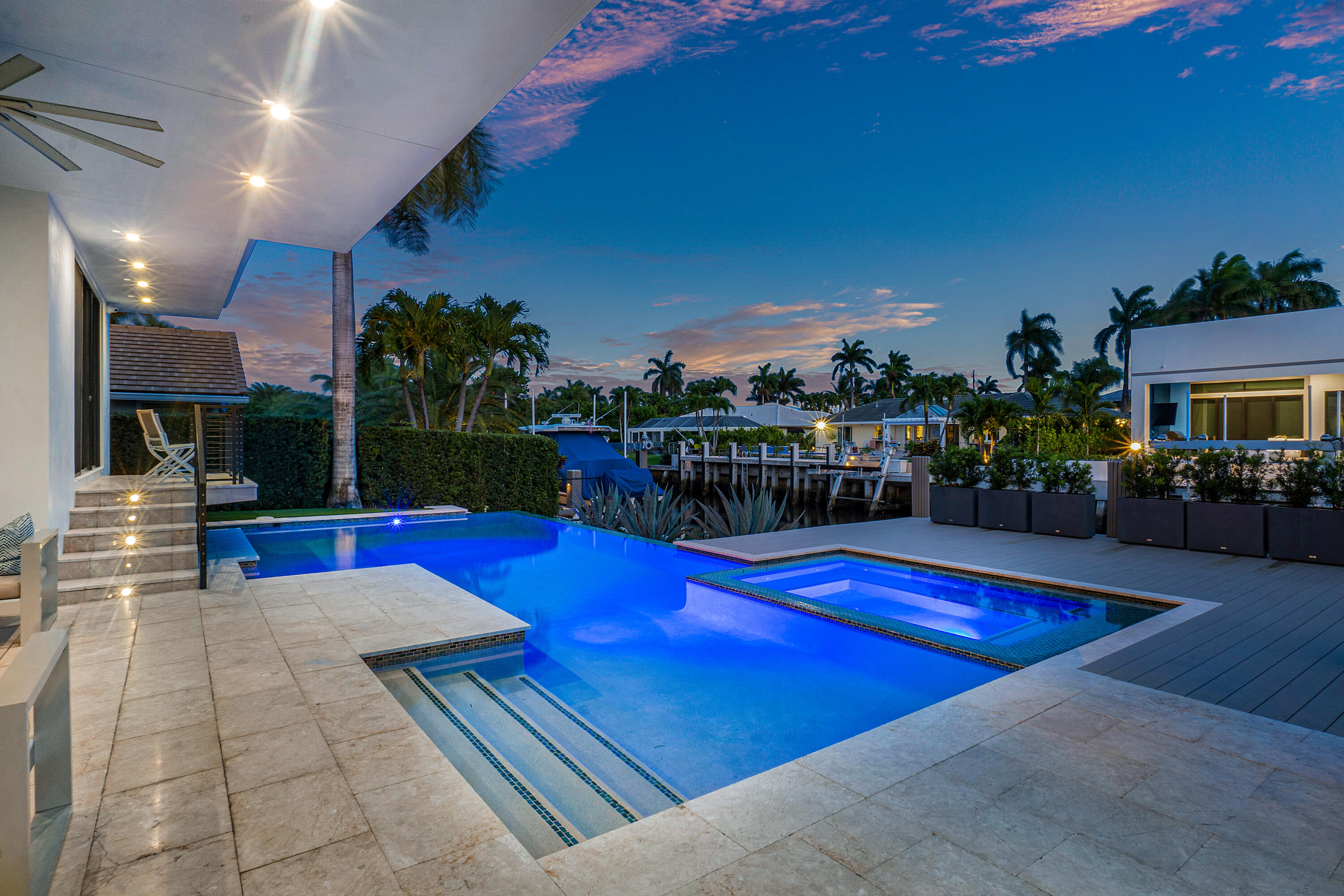 TROPIC ISLE - Residential