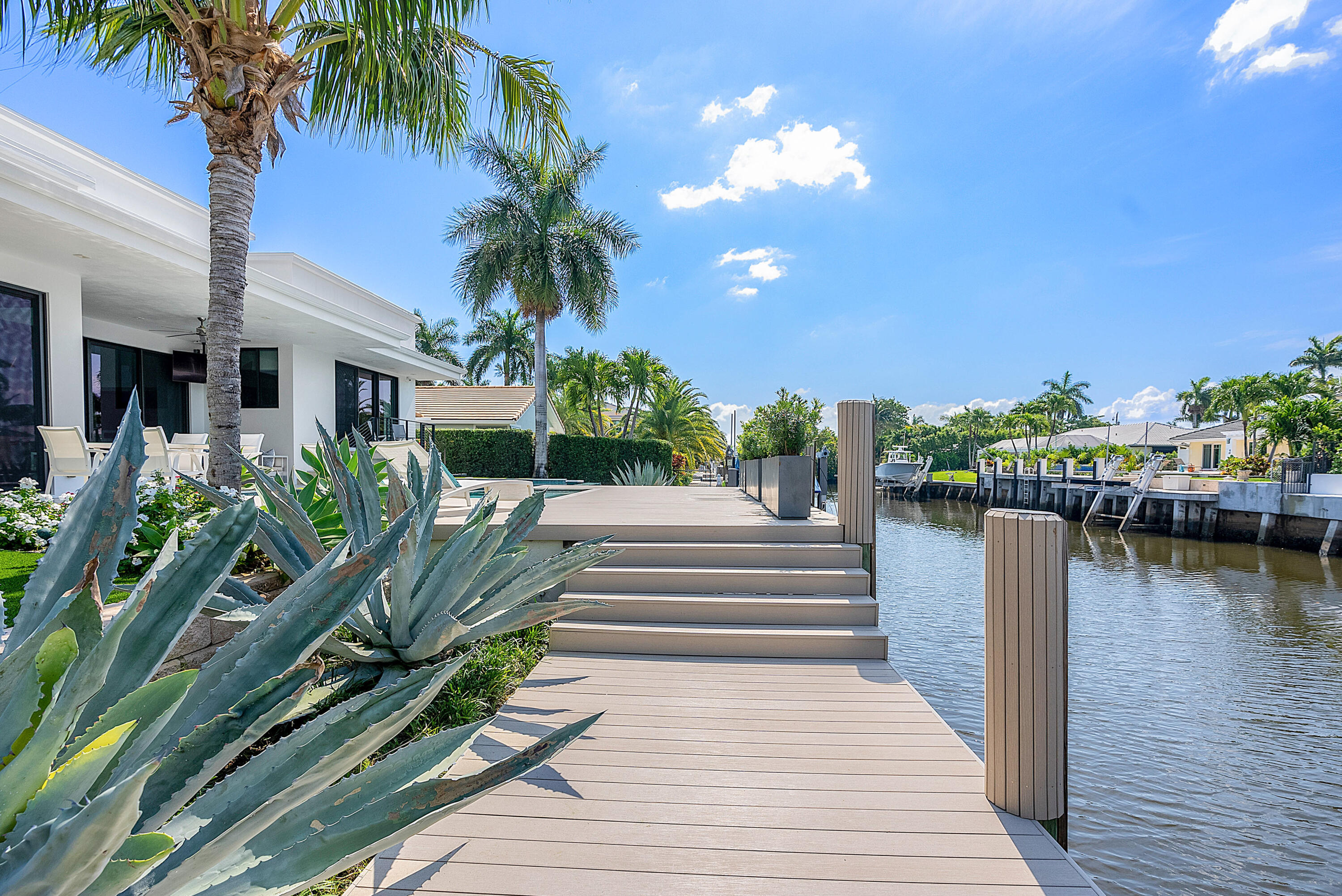 TROPIC ISLE - Residential