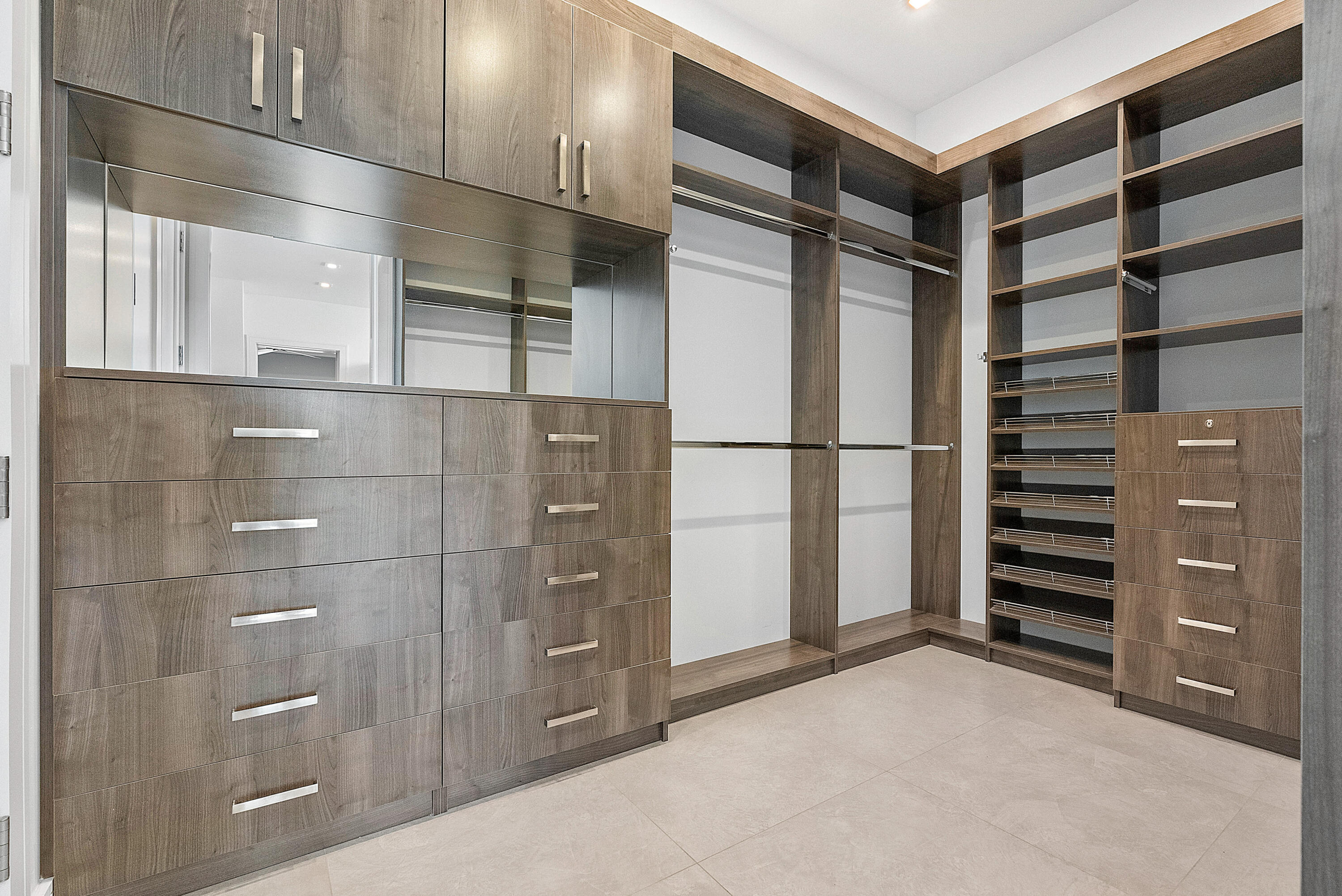 TROPIC ISLE - Residential