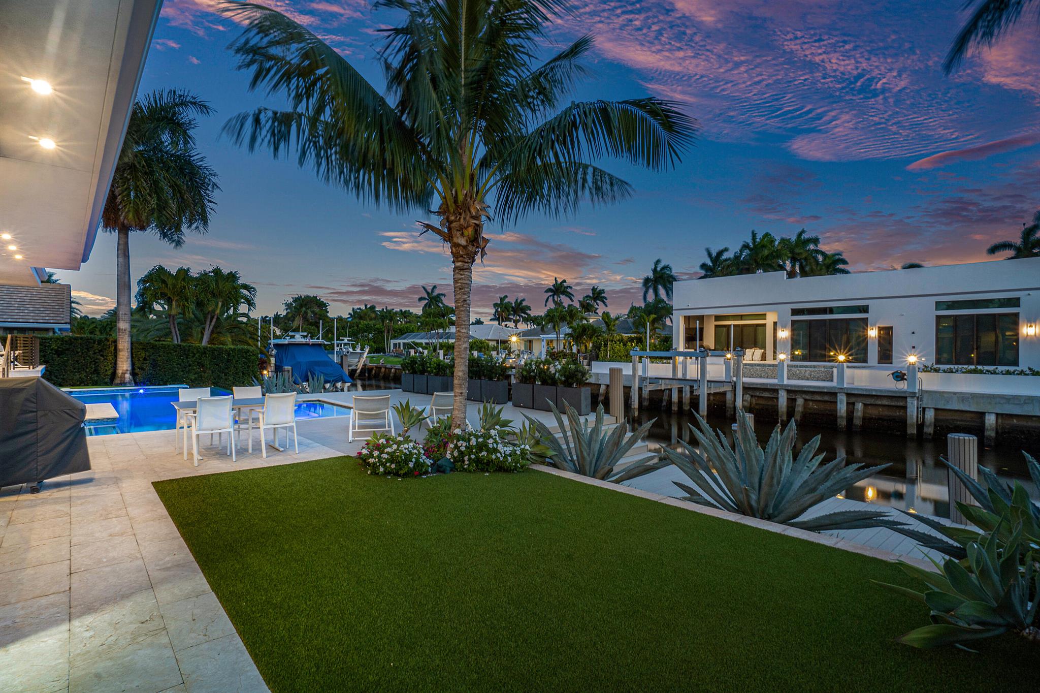 TROPIC ISLE - Residential