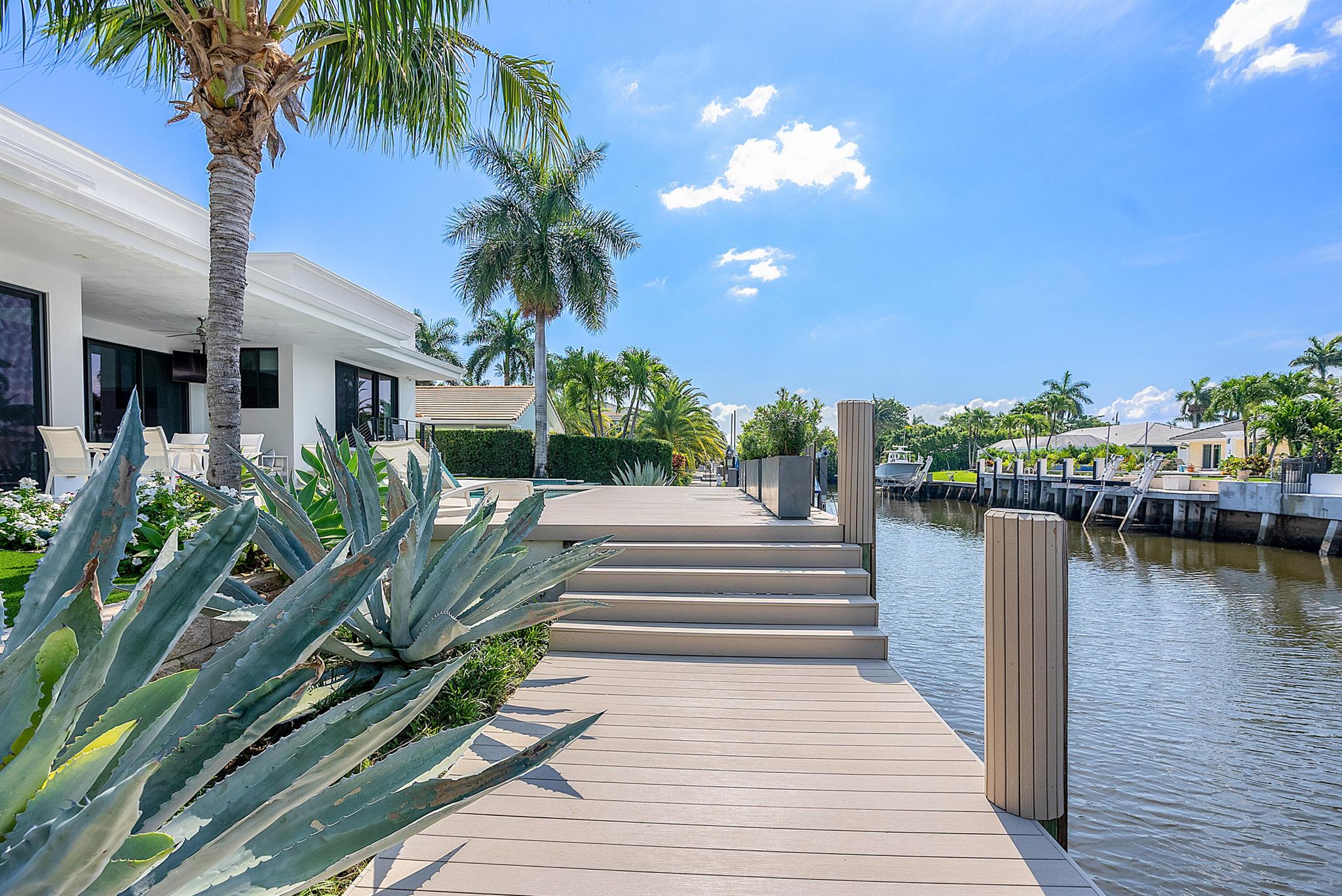 TROPIC ISLE - Residential