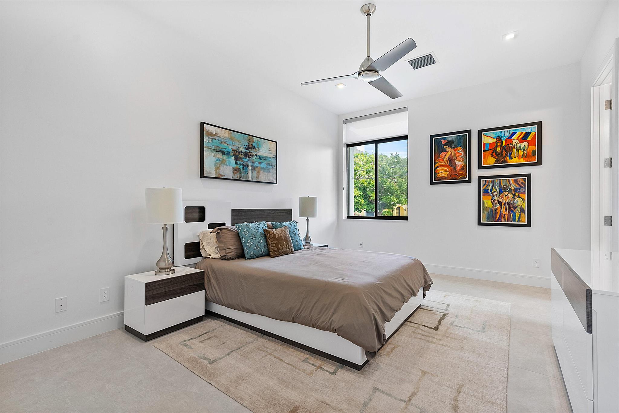 TROPIC ISLE - Residential