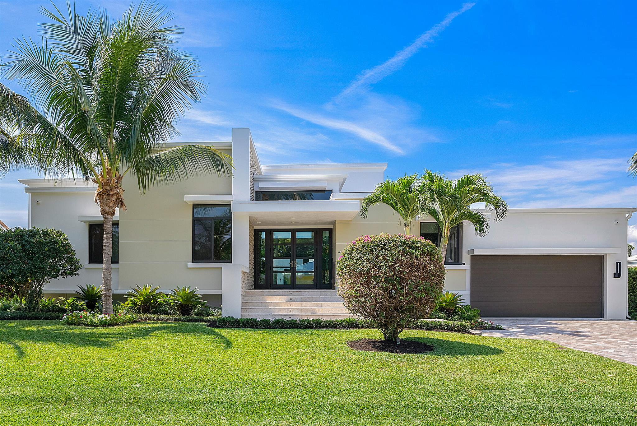 TROPIC ISLE - Residential