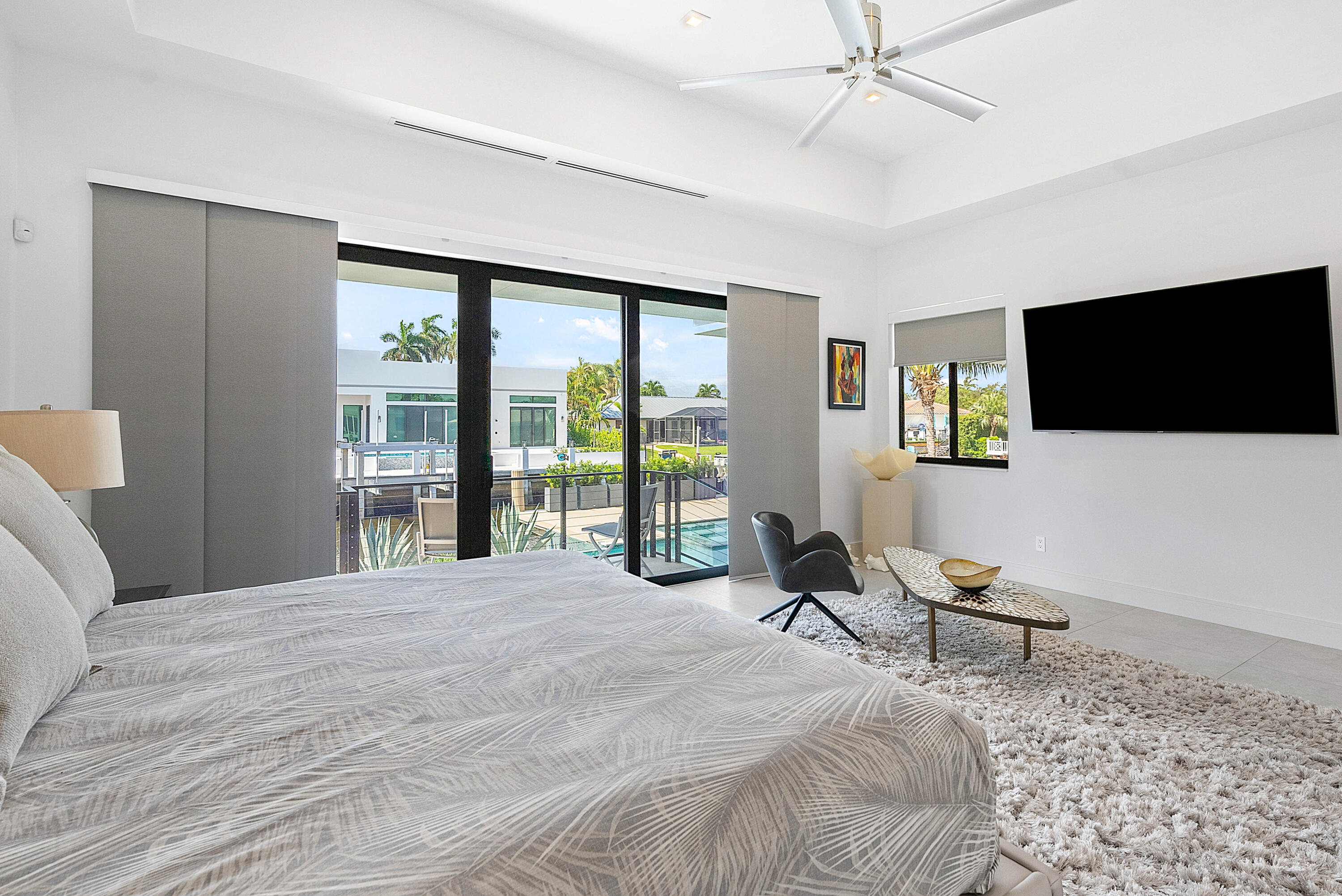 TROPIC ISLE - Residential