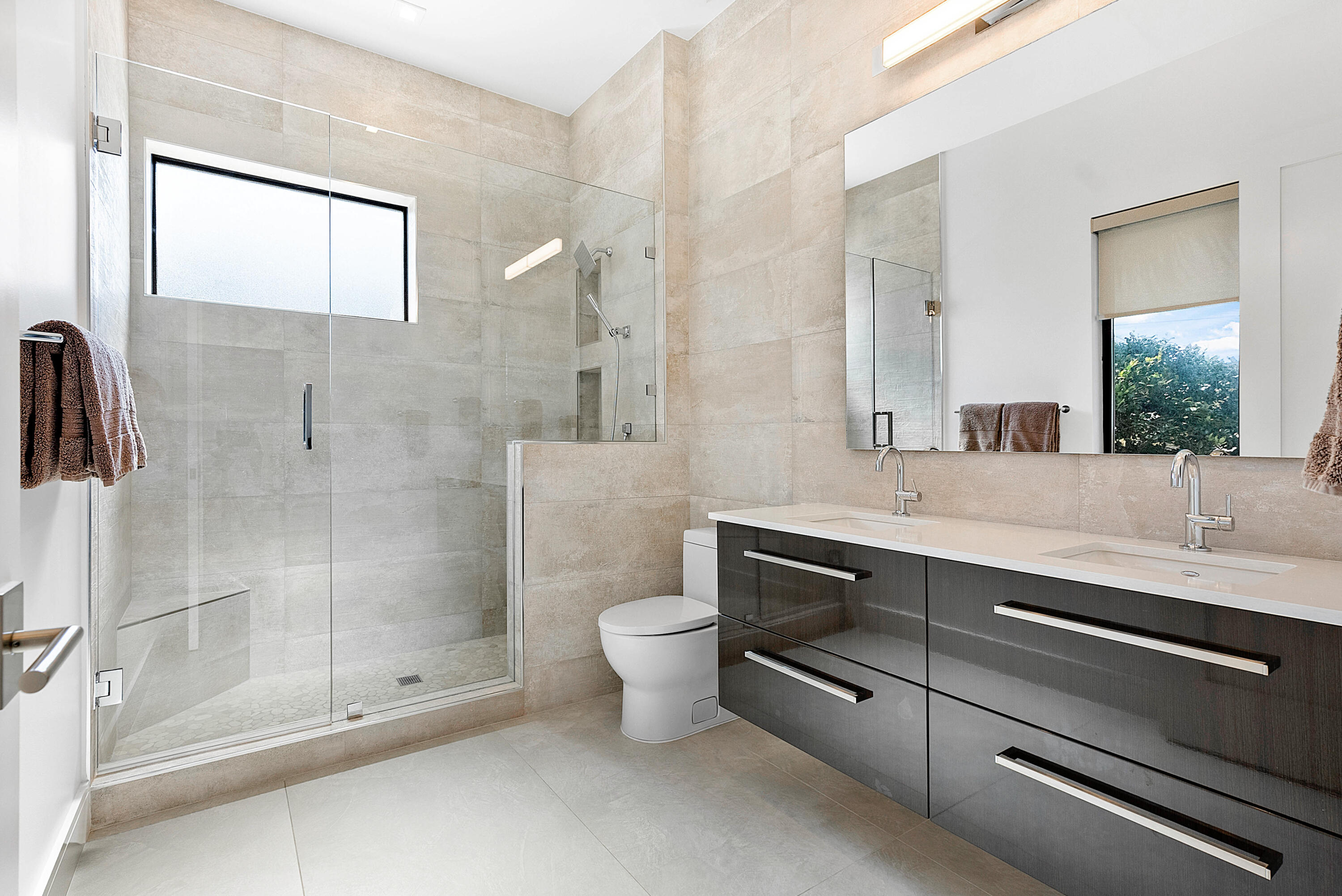 TROPIC ISLE - Residential