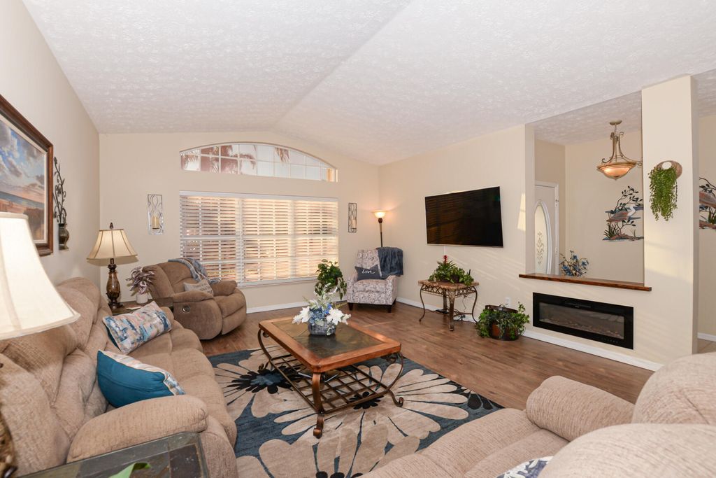 Photo of 6816 Shelley Terrace, Port Saint Lucie, FL 34952 (MLS # R10956289)