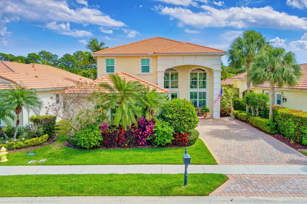 Photo of 147 Via Condado Way, Palm Beach Gardens, FL 33418 (MLS # R10964659)