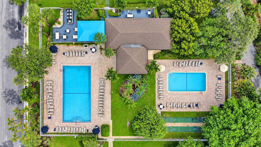 Photo of 2681 S Course Drive #809, Pompano Beach, FL 33069 (MLS # B26083333)