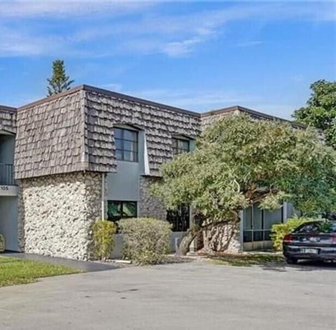 Tiny photo for 3105 Oakland Shores Drive #j204, Oakland Park, FL 33309 (MLS # B26079458)