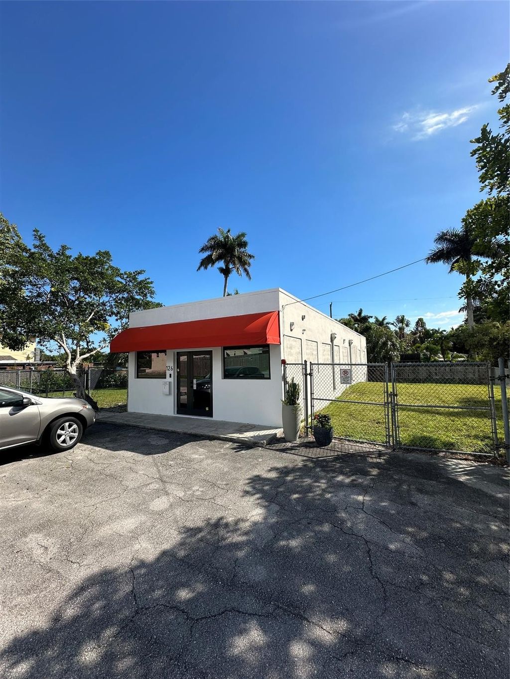 Photo of 126 NE 1st Avenue, Dania Beach, FL 33004 (MLS # F10554530)