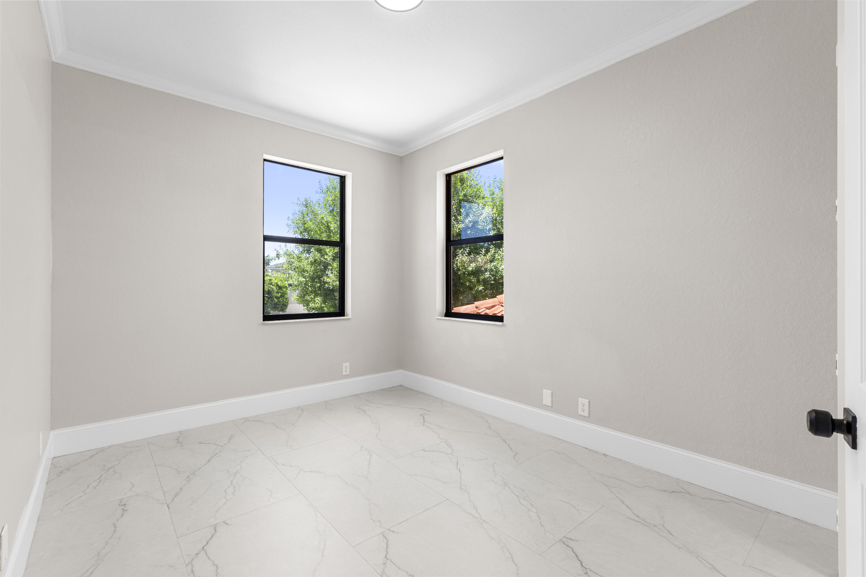 BLACK DIAMOND PH 1 - Residential
