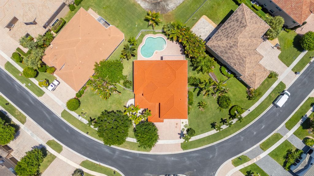 Photo of 1324 Beacon Circle, Wellington, FL 33414 (MLS # B26026086)