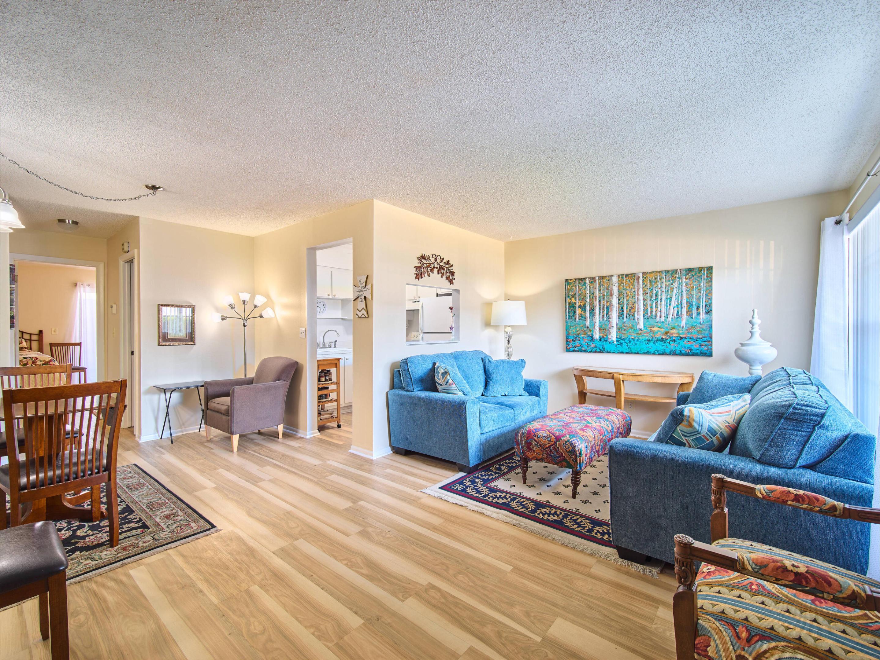 Cedar Pointe Condo - Residential