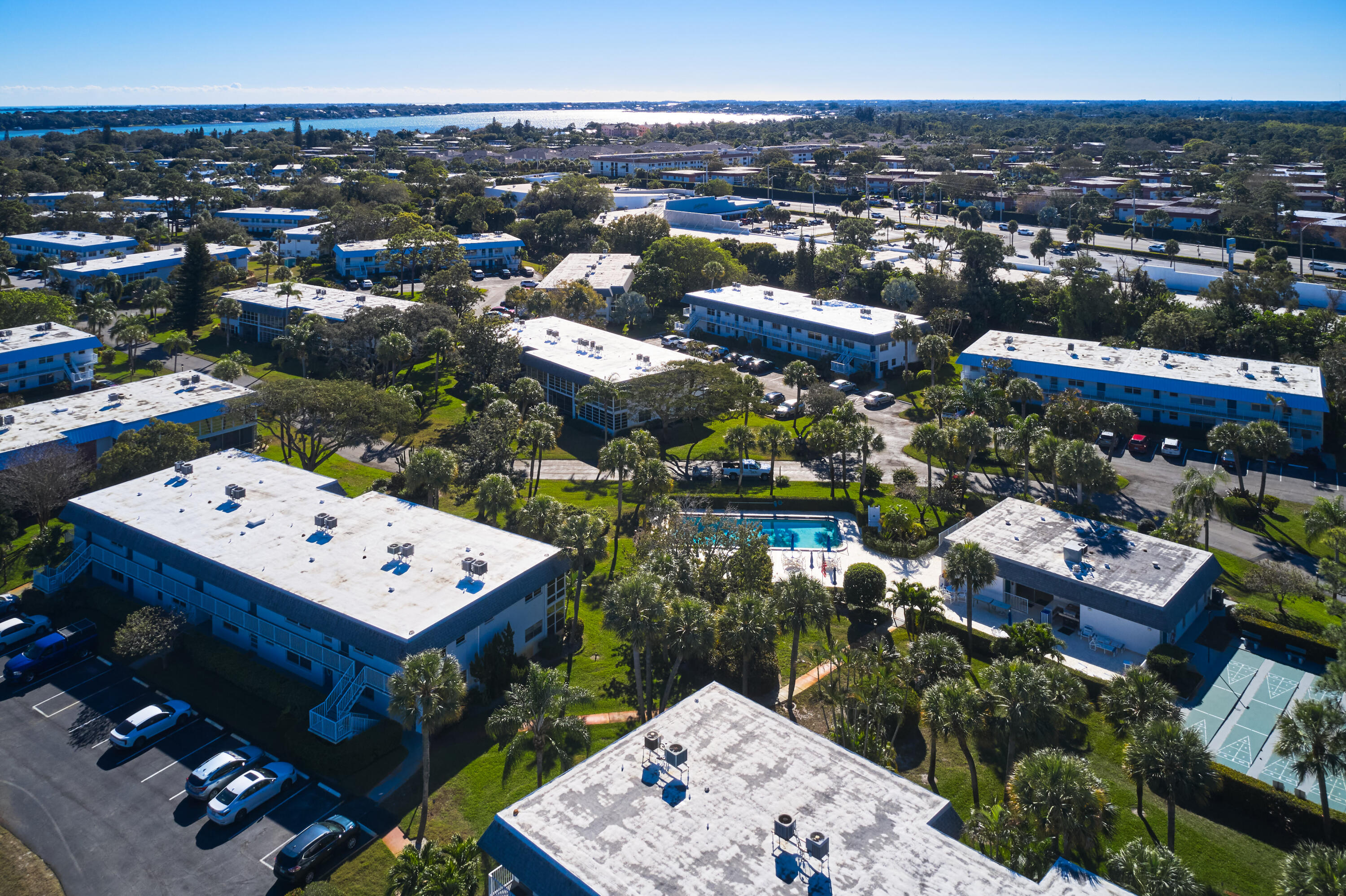 Cedar Pointe Condo - Residential