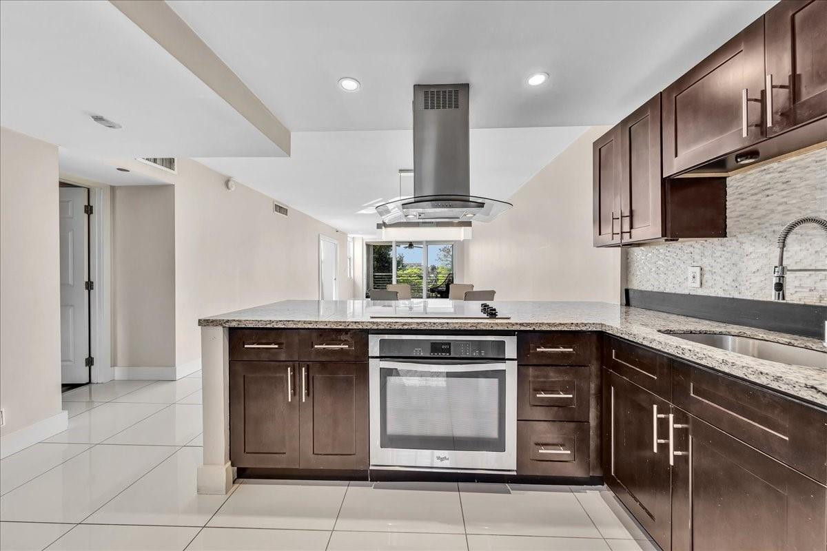 No 113 Palm-Aire Country - Residential Lease